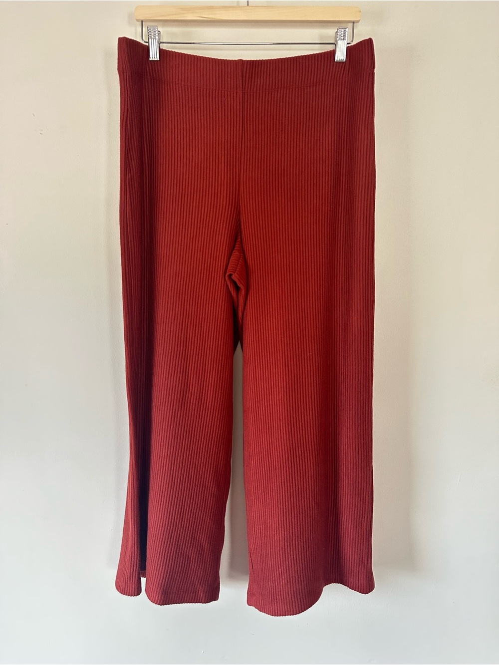 Ann Taylor LOFT Ribbed Wide-Leg Ribbed Knit Pants Pull-on Cropped Rust Brick L